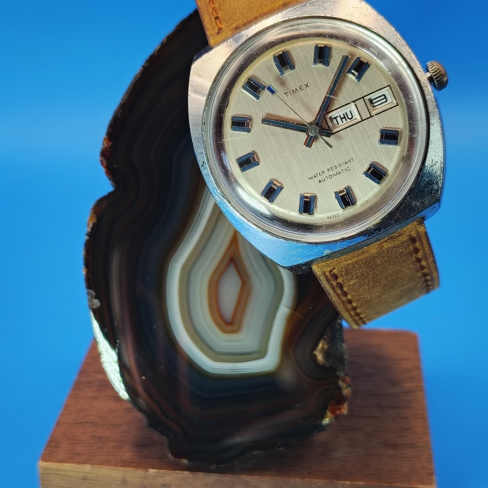 Vintage 1971 Timex Automatic Day Date 39mm Mens Mechanical Watch Leather‎ Strap